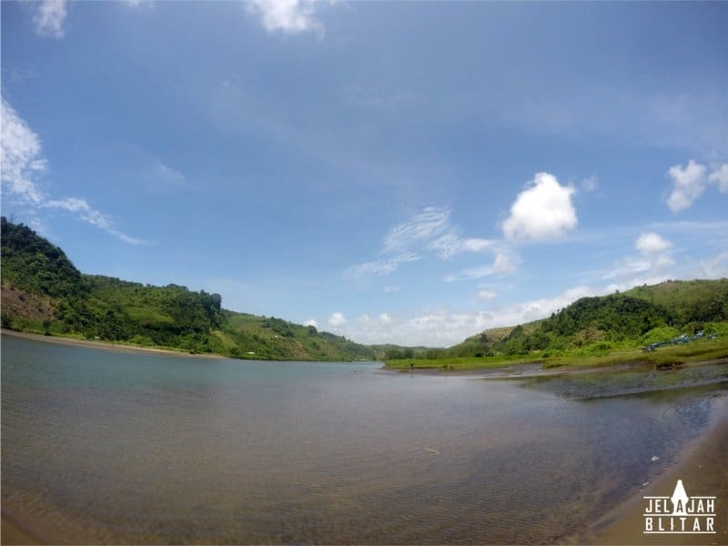 Muara Sungai di Pantai Pasur